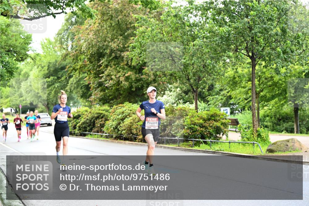 14.06.2026 - REWE Women's Run Dr. Thomas Lammeyer http://msf.ph/oto/9751486 14.06.2026 09:13:48 Laufen 10859 meine-sportfotos.de