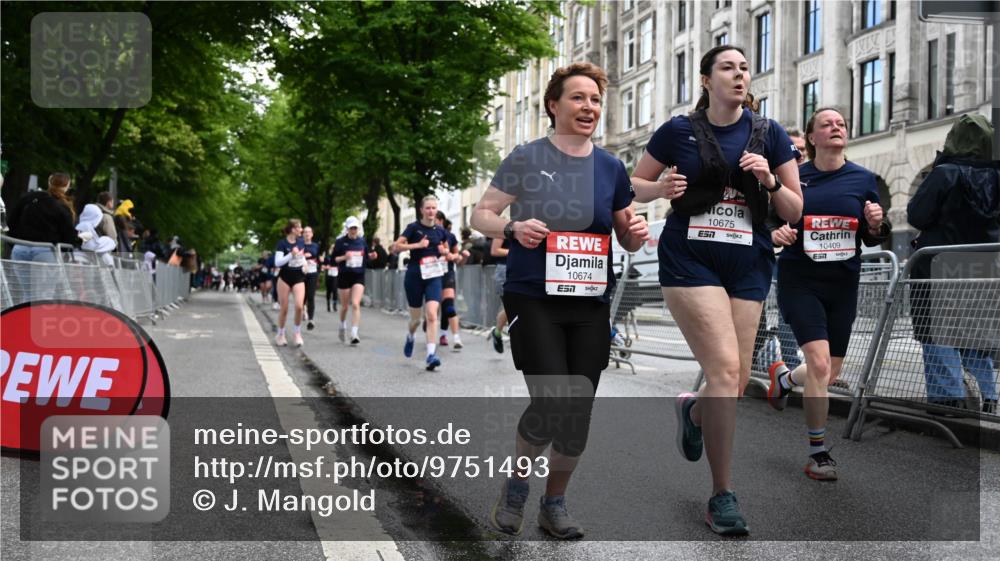14.06.2026 - REWE Women's Run J. Mangold http://msf.ph/oto/9751493 14.06.2026 10:04:57 Ziel 10318, 10409, 10512, 10533, 10583, 10588, 10674, 10675, 10968, 11263, 11452, 11462 meine-sportfotos.de
