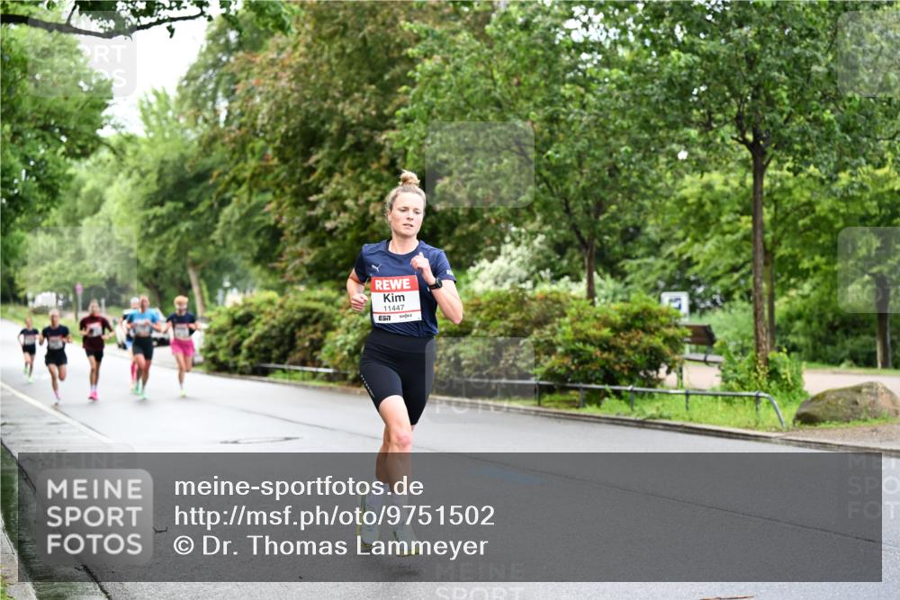 14.06.2026 - REWE Women's Run Dr. Thomas Lammeyer http://msf.ph/oto/9751502 14.06.2026 09:13:49 Laufen 11447, 7 meine-sportfotos.de