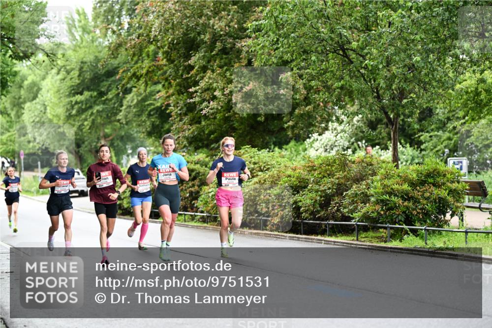 14.06.2026 - REWE Women's Run Dr. Thomas Lammeyer http://msf.ph/oto/9751531 14.06.2026 09:13:53 Laufen 1, 10266 meine-sportfotos.de