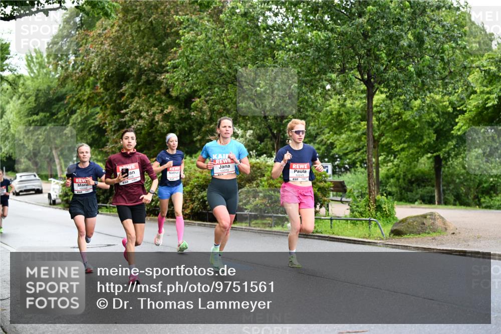 14.06.2026 - REWE Women's Run Dr. Thomas Lammeyer http://msf.ph/oto/9751561 14.06.2026 09:13:55 Laufen 10266, 10072, 10245 meine-sportfotos.de