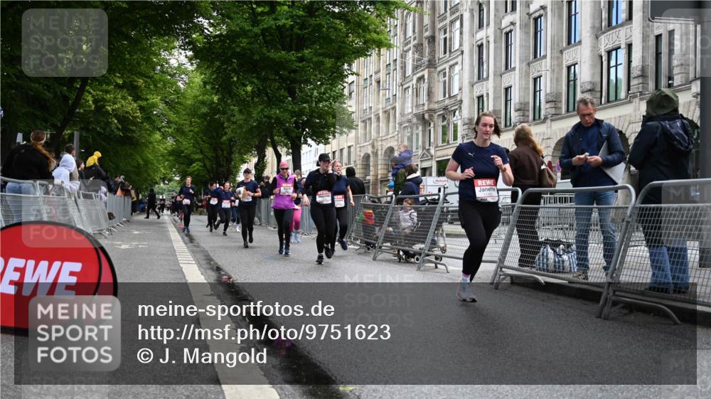 14.06.2026 - REWE Women's Run J. Mangold http://msf.ph/oto/9751623 14.06.2026 10:05:12 Ziel 10076, 10418, 10494, 10497, 10669, 10775, 10836, 10959, 11264, 11305, 11478 meine-sportfotos.de