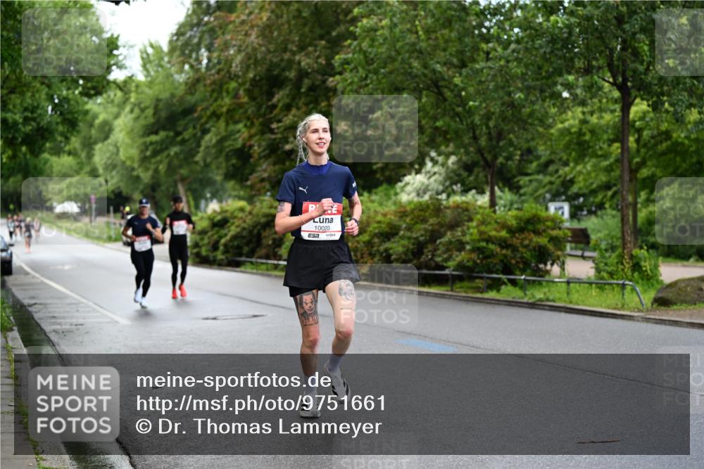 14.06.2026 - REWE Women's Run Dr. Thomas Lammeyer http://msf.ph/oto/9751661 14.06.2026 09:14:06 Laufen 10020, 7 meine-sportfotos.de