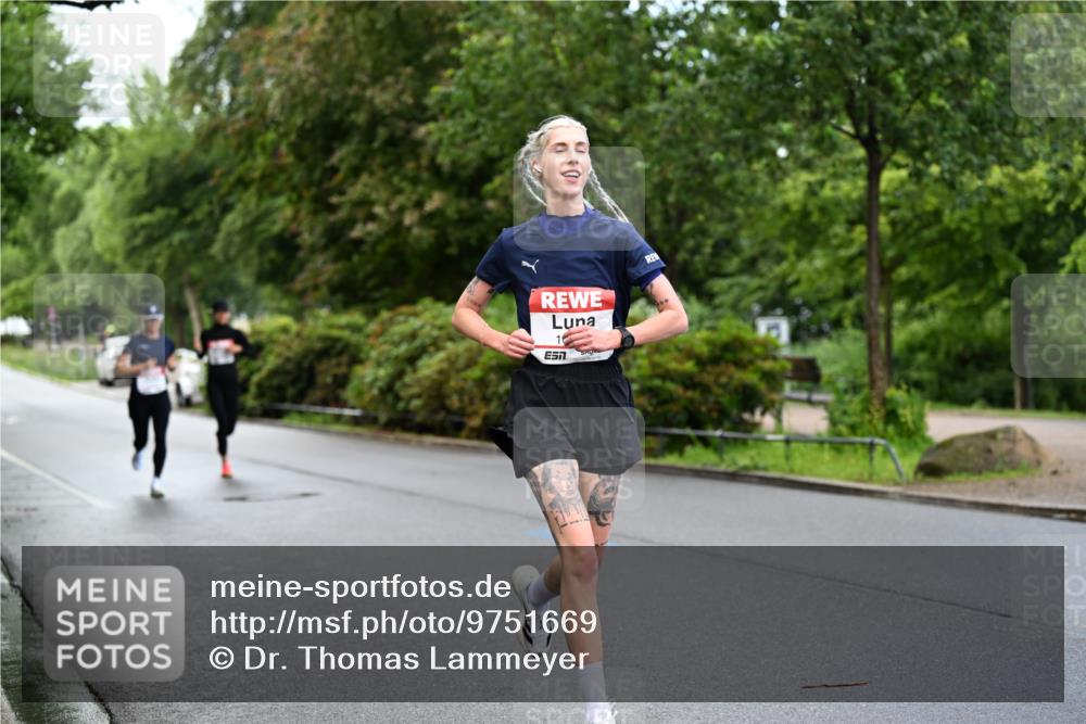 14.06.2026 - REWE Women's Run Dr. Thomas Lammeyer http://msf.ph/oto/9751669 14.06.2026 09:14:06 Laufen 11 meine-sportfotos.de