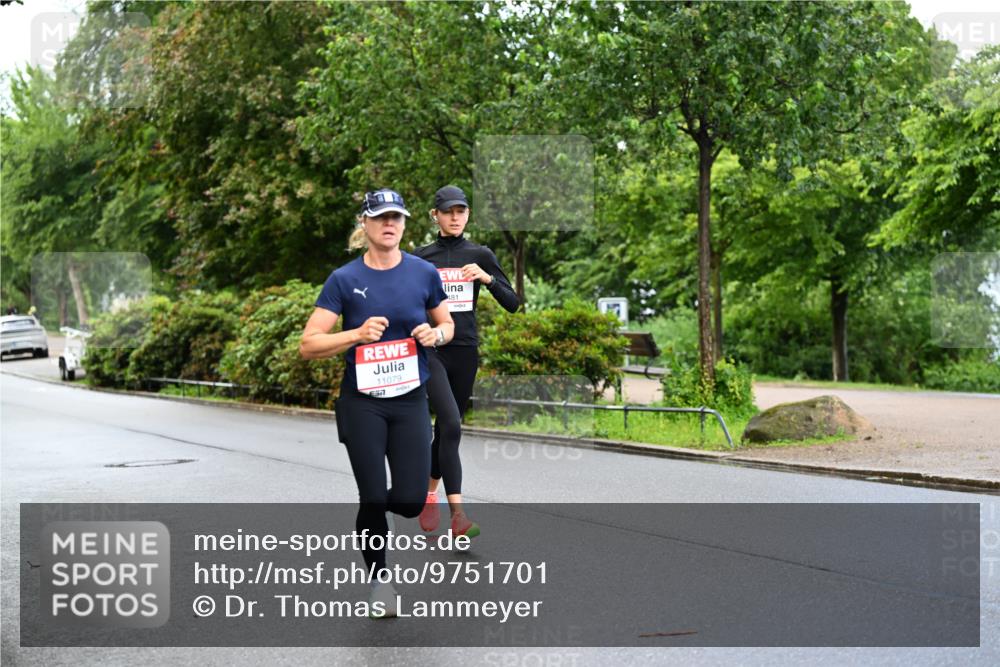 14.06.2026 - REWE Women's Run Dr. Thomas Lammeyer http://msf.ph/oto/9751701 14.06.2026 09:14:09 Laufen 11079, 57, 481 meine-sportfotos.de