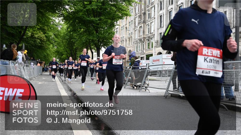 14.06.2026 - REWE Women's Run J. Mangold http://msf.ph/oto/9751758 14.06.2026 10:05:29 Ziel 10087, 10199, 10332, 10694, 10705, 10726, 10761, 10799, 11036, 11356, 11363, 11532 meine-sportfotos.de