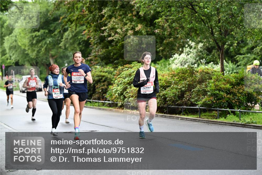 14.06.2026 - REWE Women's Run Dr. Thomas Lammeyer http://msf.ph/oto/9751832 14.06.2026 09:14:28 Laufen 11520, 10843 meine-sportfotos.de