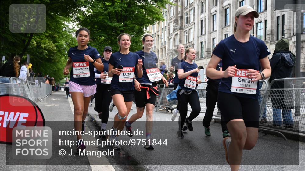 14.06.2026 - REWE Women's Run J. Mangold http://msf.ph/oto/9751844 14.06.2026 10:05:38 Ziel 10019, 10048, 10049, 10050, 10123, 10195, 10199, 10462, 10477, 10538, 10581, 10624, 10654, 10694, 10705, 10880, 10910, 11010, 11034, 11114, 11121, 11181, 11316, 11356, 11363 meine-sportfotos.de