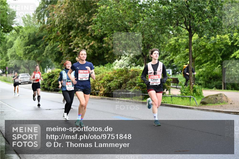 14.06.2026 - REWE Women's Run Dr. Thomas Lammeyer http://msf.ph/oto/9751848 14.06.2026 09:14:30 Laufen 11520, 10843 meine-sportfotos.de
