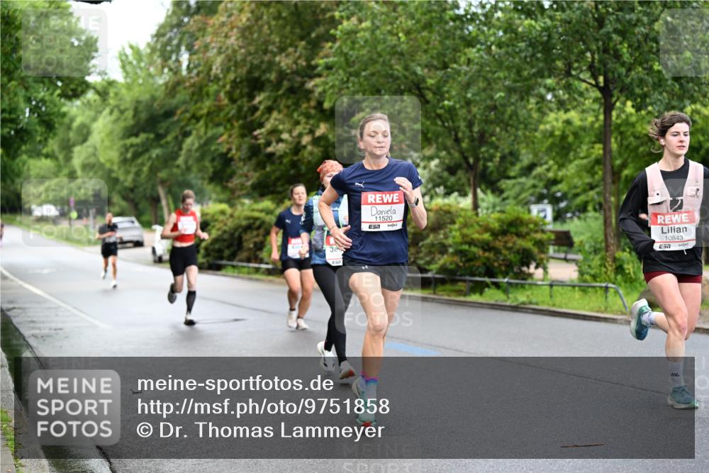 14.06.2026 - REWE Women's Run Dr. Thomas Lammeyer http://msf.ph/oto/9751858 14.06.2026 09:14:30 Laufen 11520, 10843, 7 meine-sportfotos.de