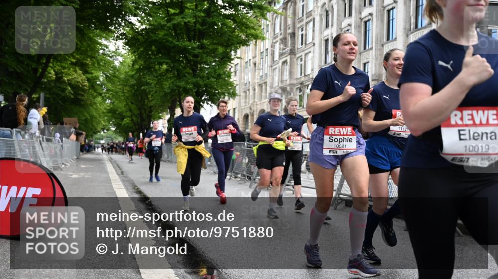 14.06.2026 - REWE Women's Run J. Mangold http://msf.ph/oto/9751880 14.06.2026 10:05:43 Ziel 10019, 10049, 10123, 10195, 10462, 10538, 10581, 10654, 10671, 10823, 10880, 11010, 11112, 11114, 11121, 11188, 11503 meine-sportfotos.de