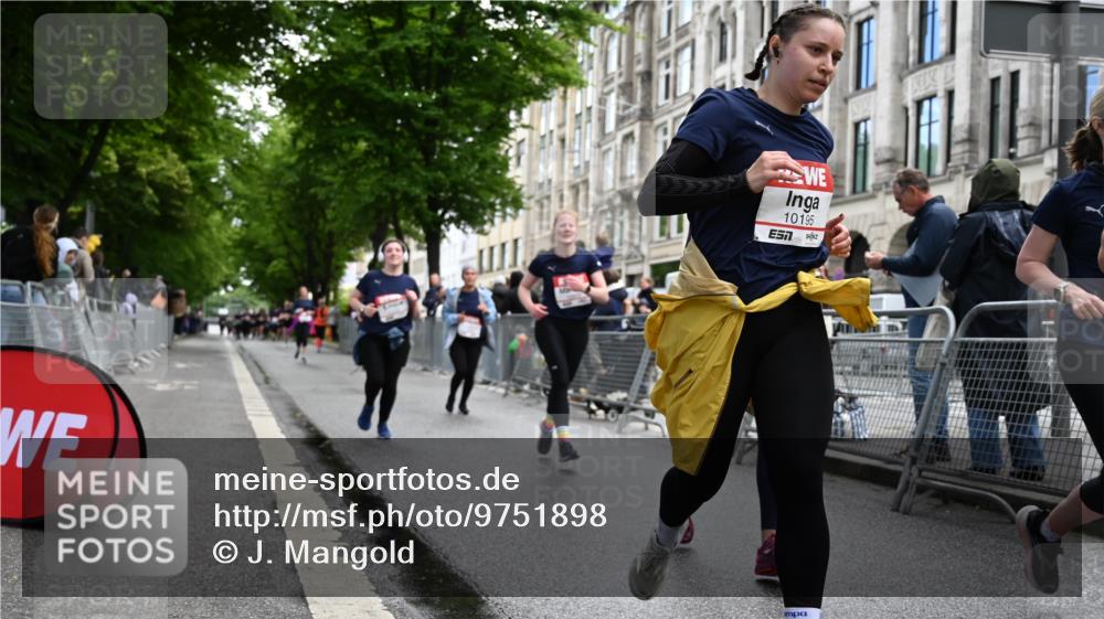 14.06.2026 - REWE Women's Run J. Mangold http://msf.ph/oto/9751898 14.06.2026 10:05:45 Ziel 10019, 10195, 10462, 10581, 10654, 10671, 10823, 10880, 11112, 11114, 11121, 11188, 11503 meine-sportfotos.de