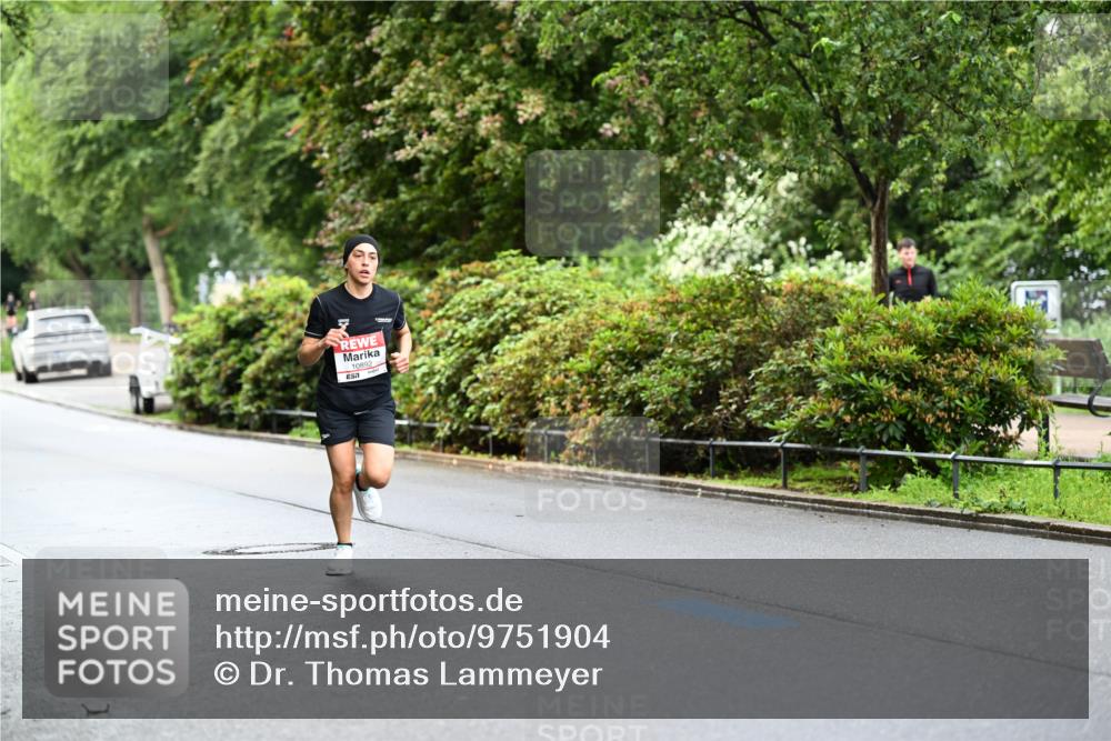 14.06.2026 - REWE Women's Run Dr. Thomas Lammeyer http://msf.ph/oto/9751904 14.06.2026 09:14:35 Laufen 10892 meine-sportfotos.de