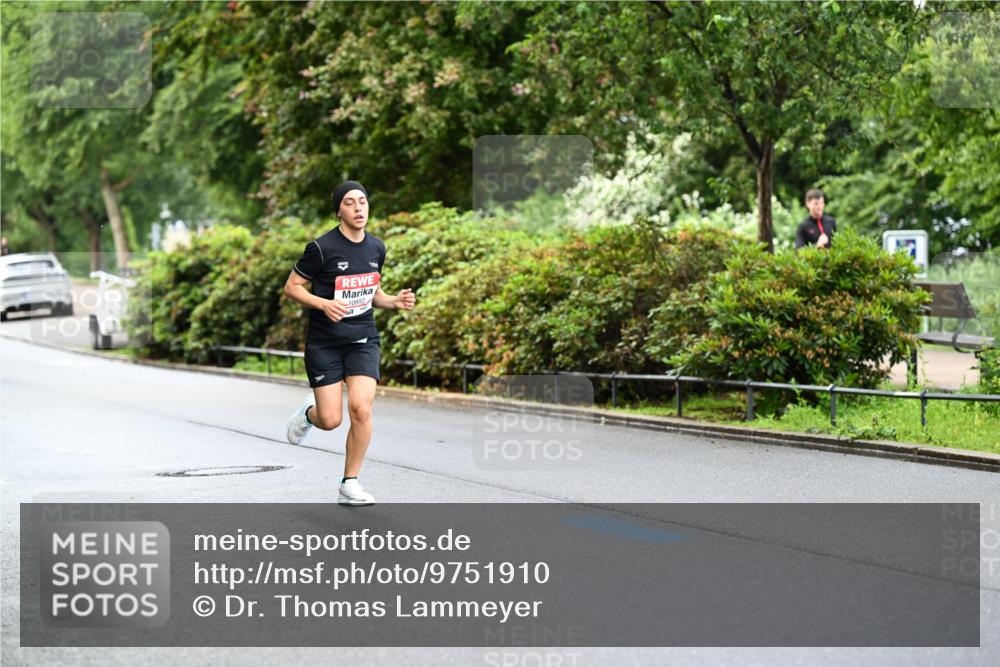 14.06.2026 - REWE Women's Run Dr. Thomas Lammeyer http://msf.ph/oto/9751910 14.06.2026 09:14:35 Laufen 10892 meine-sportfotos.de