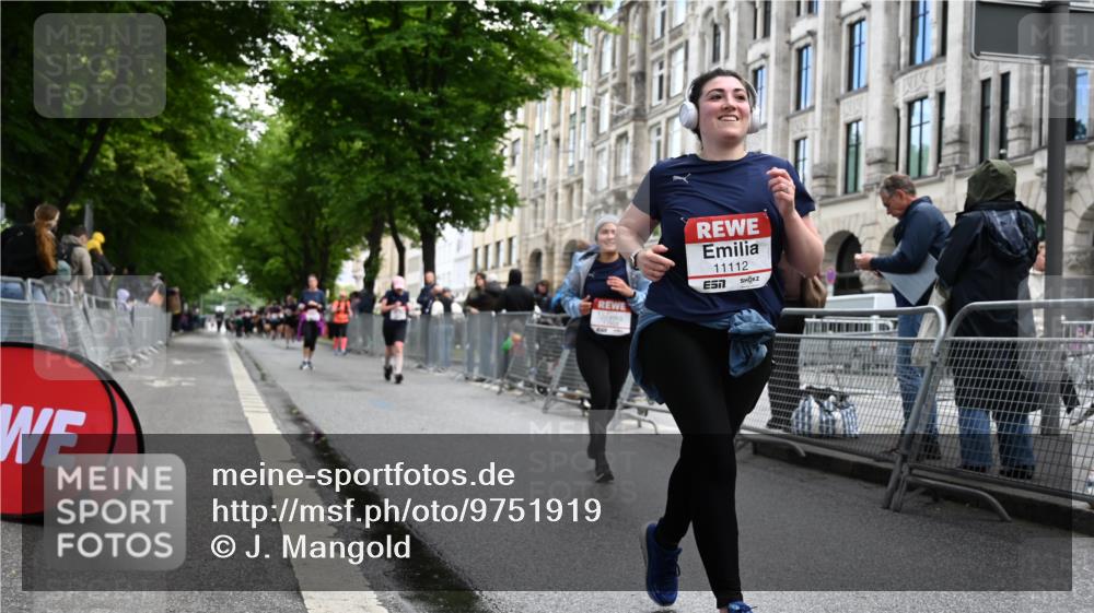 14.06.2026 - REWE Women's Run J. Mangold http://msf.ph/oto/9751919 14.06.2026 10:05:47 Ziel 10195, 10462, 10581, 10671, 10823, 10880, 11112, 11121, 11188, 11211, 11503 meine-sportfotos.de