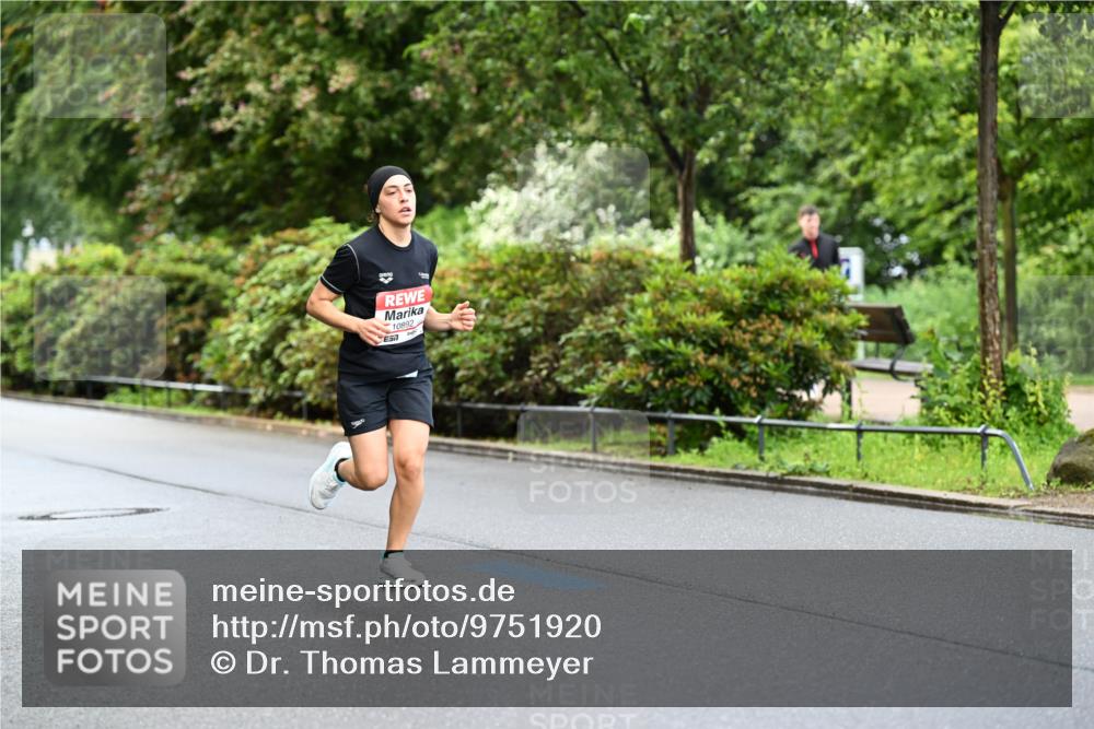 14.06.2026 - REWE Women's Run Dr. Thomas Lammeyer http://msf.ph/oto/9751920 14.06.2026 09:14:36 Laufen 10892 meine-sportfotos.de