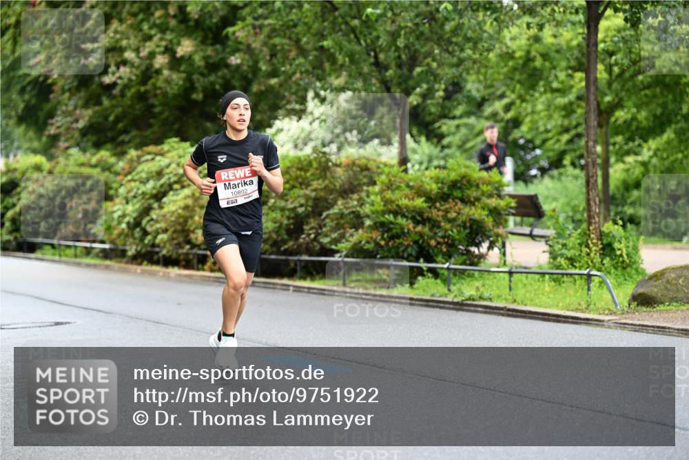 14.06.2026 - REWE Women's Run Dr. Thomas Lammeyer http://msf.ph/oto/9751922 14.06.2026 09:14:36 Laufen 10892 meine-sportfotos.de