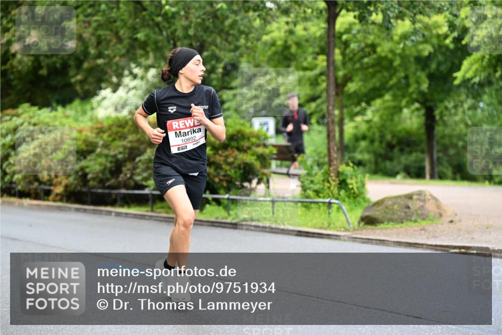 14.06.2026 - REWE Women's Run Dr. Thomas Lammeyer http://msf.ph/oto/9751934 14.06.2026 09:14:37 Laufen 10892, 7 meine-sportfotos.de