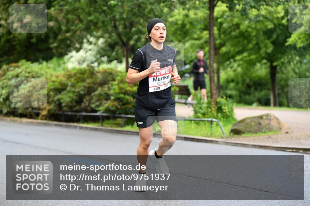 14.06.2026 - REWE Women's Run Dr. Thomas Lammeyer http://msf.ph/oto/9751937 14.06.2026 09:14:37 Laufen 10892 meine-sportfotos.de