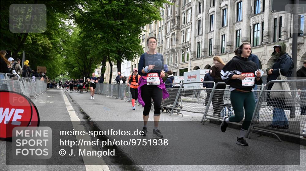 14.06.2026 - REWE Women's Run J. Mangold http://msf.ph/oto/9751938 14.06.2026 10:05:53 Ziel 10284, 10701, 10988, 11134, 11211 meine-sportfotos.de