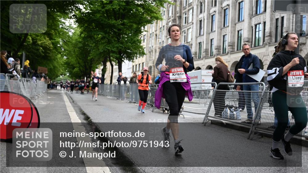 14.06.2026 - REWE Women's Run J. Mangold http://msf.ph/oto/9751943 14.06.2026 10:05:54 Ziel 10284, 10701, 10988, 11134, 11211 meine-sportfotos.de