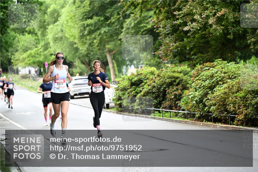 14.06.2026 - REWE Women's Run Dr. Thomas Lammeyer http://msf.ph/oto/9751952 14.06.2026 09:14:45 Laufen 57, 10430 meine-sportfotos.de