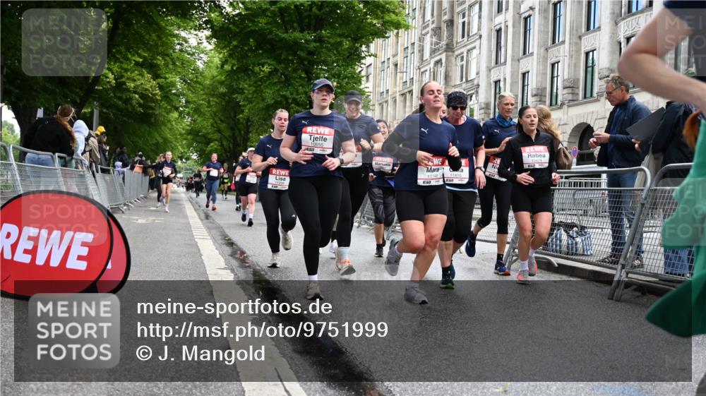 14.06.2026 - REWE Women's Run J. Mangold http://msf.ph/oto/9751999 14.06.2026 10:06:06 Ziel 10243, 10255, 10474, 10655, 10672, 10826, 10857, 11011, 11148, 11233, 11235, 11250, 11410, 11484, 11521 meine-sportfotos.de