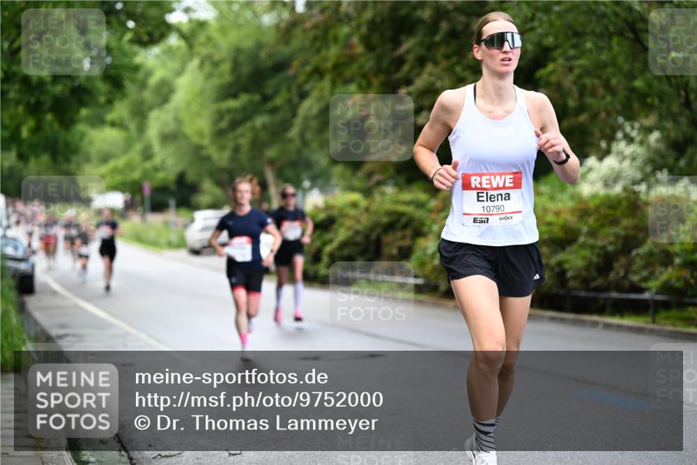 14.06.2026 - REWE Women's Run Dr. Thomas Lammeyer http://msf.ph/oto/9752000 14.06.2026 09:14:49 Laufen 10790 meine-sportfotos.de