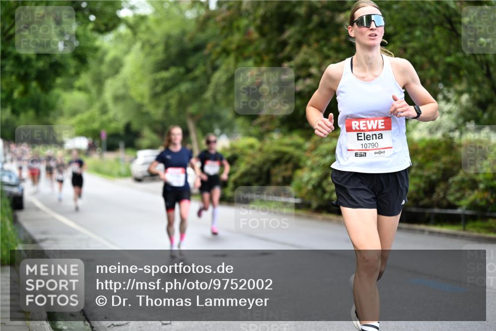 14.06.2026 - REWE Women's Run Dr. Thomas Lammeyer http://msf.ph/oto/9752002 14.06.2026 09:14:49 Laufen 10790 meine-sportfotos.de