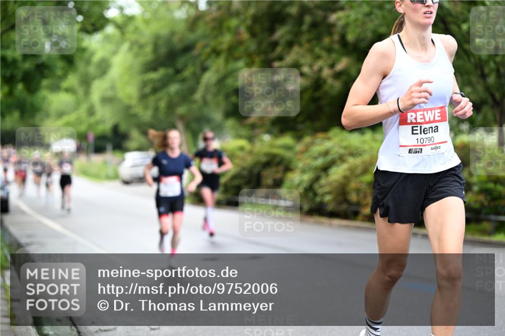 14.06.2026 - REWE Women's Run Dr. Thomas Lammeyer http://msf.ph/oto/9752006 14.06.2026 09:14:49 Laufen 10790, 05 meine-sportfotos.de