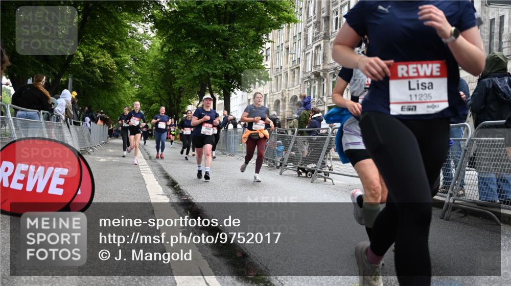 14.06.2026 - REWE Women's Run J. Mangold http://msf.ph/oto/9752017 14.06.2026 10:06:08 Ziel 10243, 10255, 10474, 10597, 10655, 10672, 10747, 10826, 10857, 11011, 11148, 11233, 11235, 11250, 11267, 11410, 11484, 11521 meine-sportfotos.de