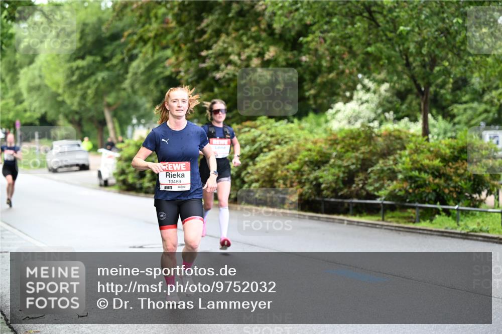 14.06.2026 - REWE Women's Run Dr. Thomas Lammeyer http://msf.ph/oto/9752032 14.06.2026 09:14:51 Laufen 10489, 7 meine-sportfotos.de