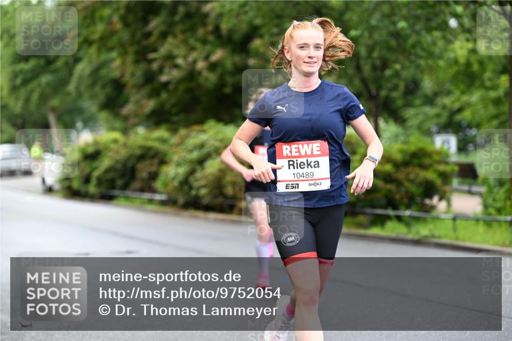 14.06.2026 - REWE Women's Run Dr. Thomas Lammeyer http://msf.ph/oto/9752054 14.06.2026 09:14:52 Laufen 10489, 7 meine-sportfotos.de