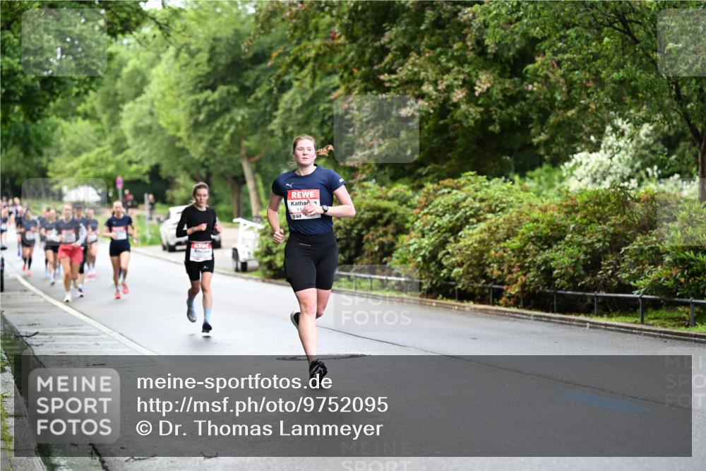 14.06.2026 - REWE Women's Run Dr. Thomas Lammeyer http://msf.ph/oto/9752095 14.06.2026 09:14:57 Laufen 11 meine-sportfotos.de
