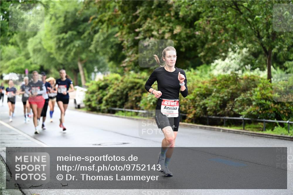 14.06.2026 - REWE Women's Run Dr. Thomas Lammeyer http://msf.ph/oto/9752143 14.06.2026 09:15:00 Laufen 10274 meine-sportfotos.de