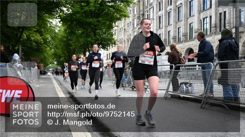 14.06.2026 - REWE Women's Run J. Mangold http://msf.ph/oto/9752145 14.06.2026 10:06:34 Ziel 10060, 10061, 10428, 10791, 10825, 10868, 10939, 11031, 11354 meine-sportfotos.de