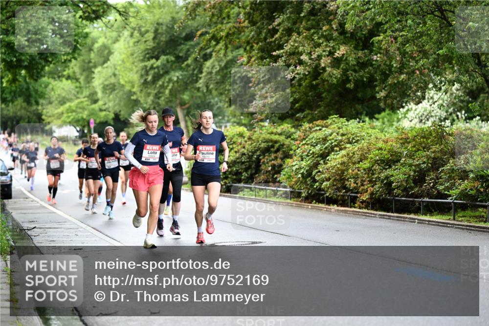 14.06.2026 - REWE Women's Run Dr. Thomas Lammeyer http://msf.ph/oto/9752169 14.06.2026 09:15:02 Laufen 10929, 1233 meine-sportfotos.de