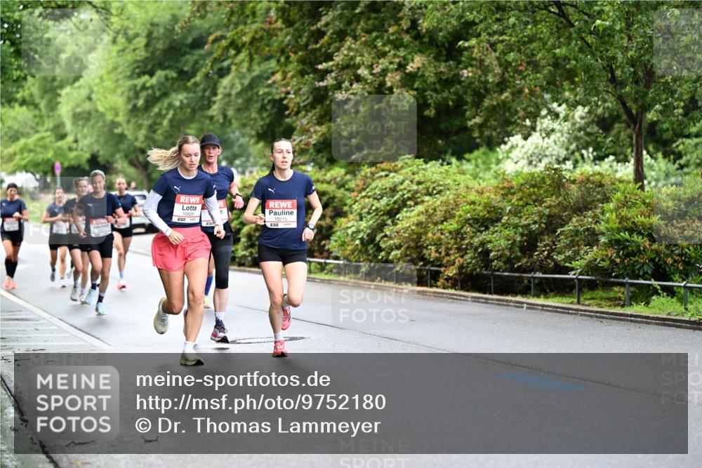 14.06.2026 - REWE Women's Run Dr. Thomas Lammeyer http://msf.ph/oto/9752180 14.06.2026 09:15:03 Laufen 10929, 10215 meine-sportfotos.de