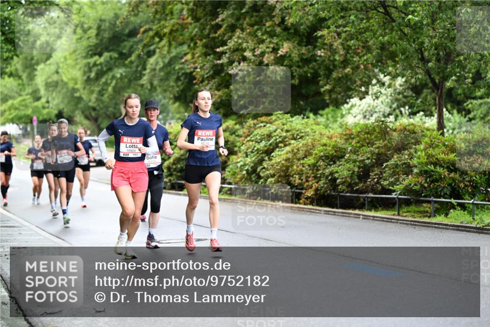14.06.2026 - REWE Women's Run Dr. Thomas Lammeyer http://msf.ph/oto/9752182 14.06.2026 09:15:03 Laufen 10929, 10233 meine-sportfotos.de