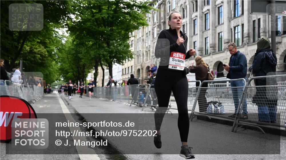 14.06.2026 - REWE Women's Run J. Mangold http://msf.ph/oto/9752202 14.06.2026 10:06:42 Ziel 10505, 10609, 10791, 10825, 10939, 11354, 11476 meine-sportfotos.de