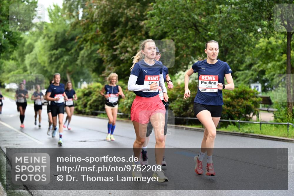 14.06.2026 - REWE Women's Run Dr. Thomas Lammeyer http://msf.ph/oto/9752209 14.06.2026 09:15:04 Laufen 10215 meine-sportfotos.de
