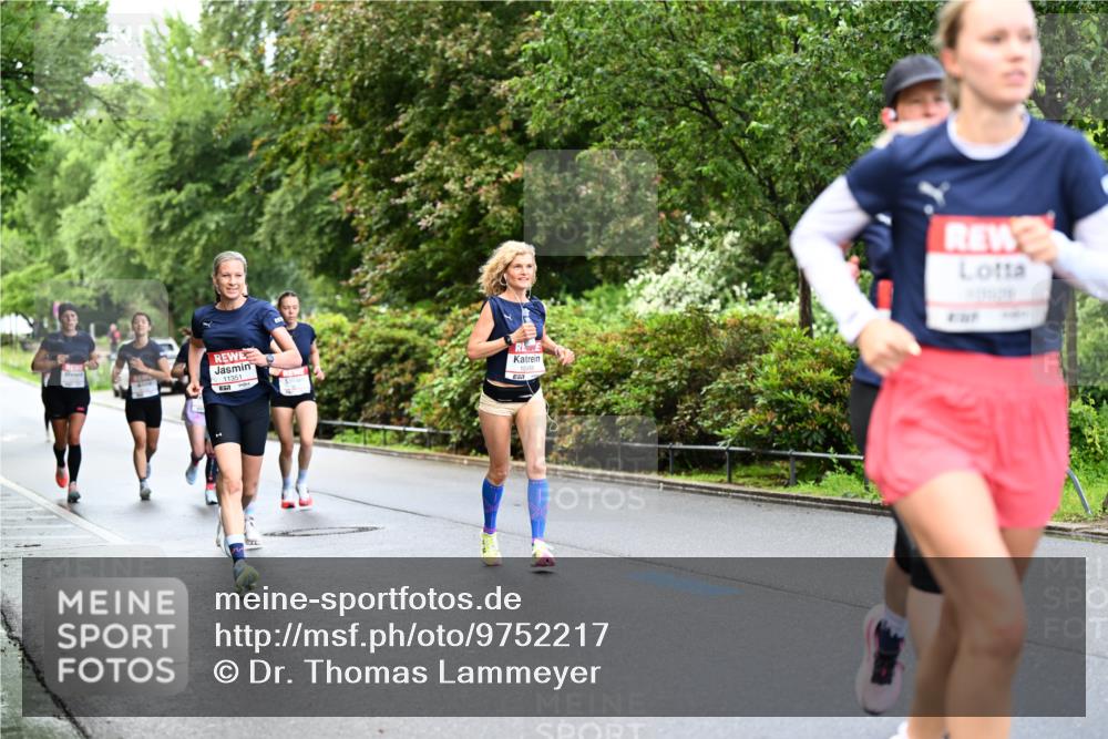 14.06.2026 - REWE Women's Run Dr. Thomas Lammeyer http://msf.ph/oto/9752217 14.06.2026 09:15:06 Laufen 11351 meine-sportfotos.de