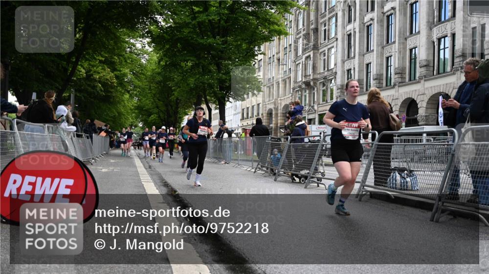 14.06.2026 - REWE Women's Run J. Mangold http://msf.ph/oto/9752218 14.06.2026 10:06:48 Ziel 10205, 10609, 11015 meine-sportfotos.de