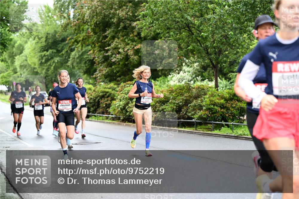 14.06.2026 - REWE Women's Run Dr. Thomas Lammeyer http://msf.ph/oto/9752219 14.06.2026 09:15:06 Laufen 11351, 10488 meine-sportfotos.de
