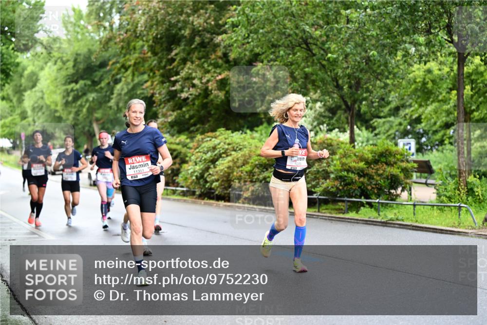 14.06.2026 - REWE Women's Run Dr. Thomas Lammeyer http://msf.ph/oto/9752230 14.06.2026 09:15:06 Laufen 11351, 10488, 57 meine-sportfotos.de