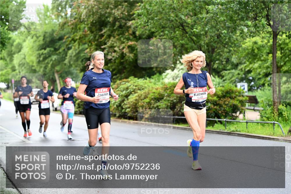 14.06.2026 - REWE Women's Run Dr. Thomas Lammeyer http://msf.ph/oto/9752236 14.06.2026 09:15:07 Laufen 11351, 57, 10488 meine-sportfotos.de