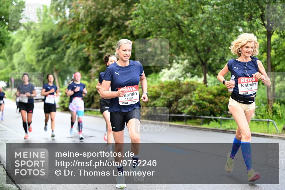 14.06.2026 - REWE Women's Run Dr. Thomas Lammeyer http://msf.ph/oto/9752246 14.06.2026 09:15:07 Laufen 11351, 7, 10488, 57 meine-sportfotos.de