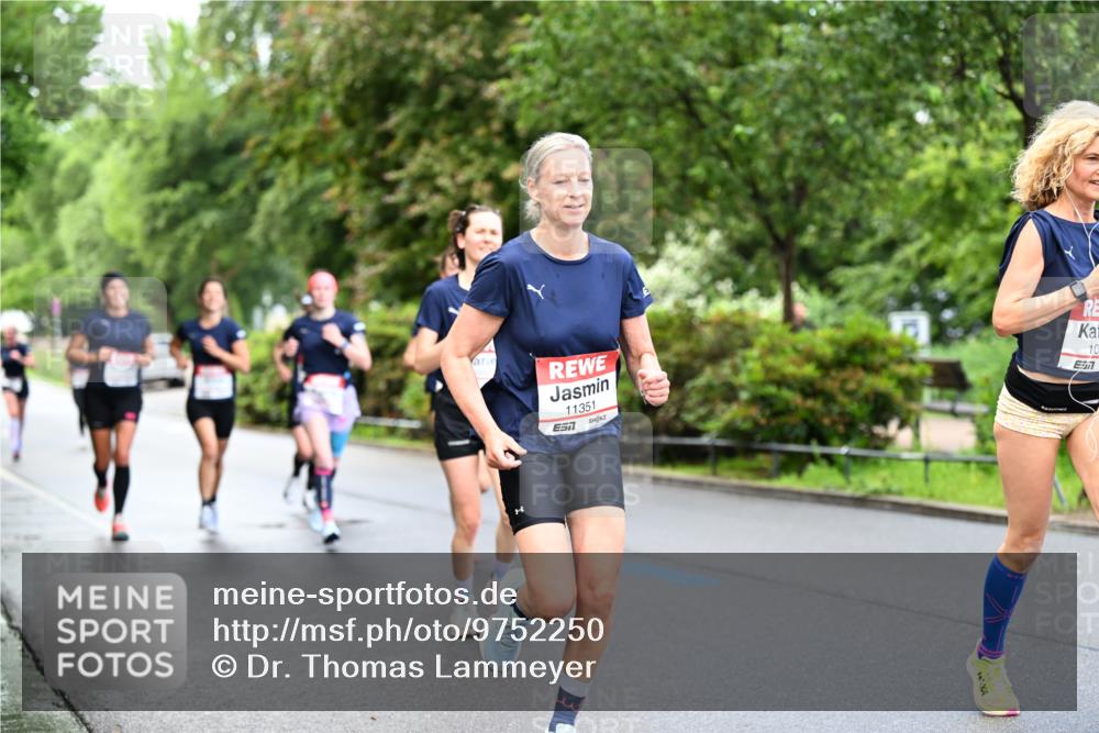 14.06.2026 - REWE Women's Run Dr. Thomas Lammeyer http://msf.ph/oto/9752250 14.06.2026 09:15:07 Laufen 11351, 10 meine-sportfotos.de