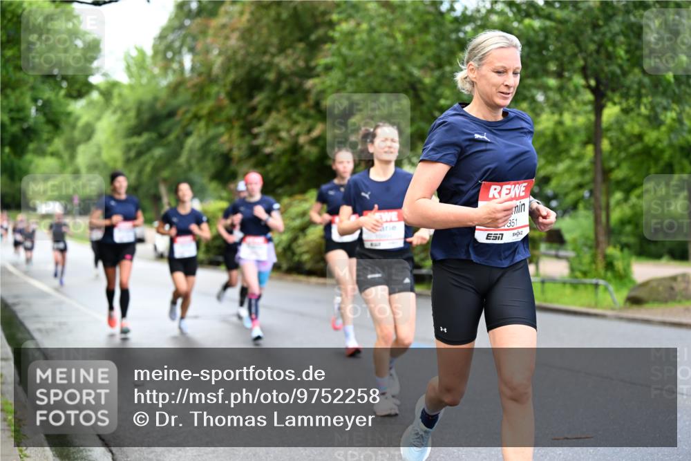 14.06.2026 - REWE Women's Run Dr. Thomas Lammeyer http://msf.ph/oto/9752258 14.06.2026 09:15:08 Laufen 351 meine-sportfotos.de