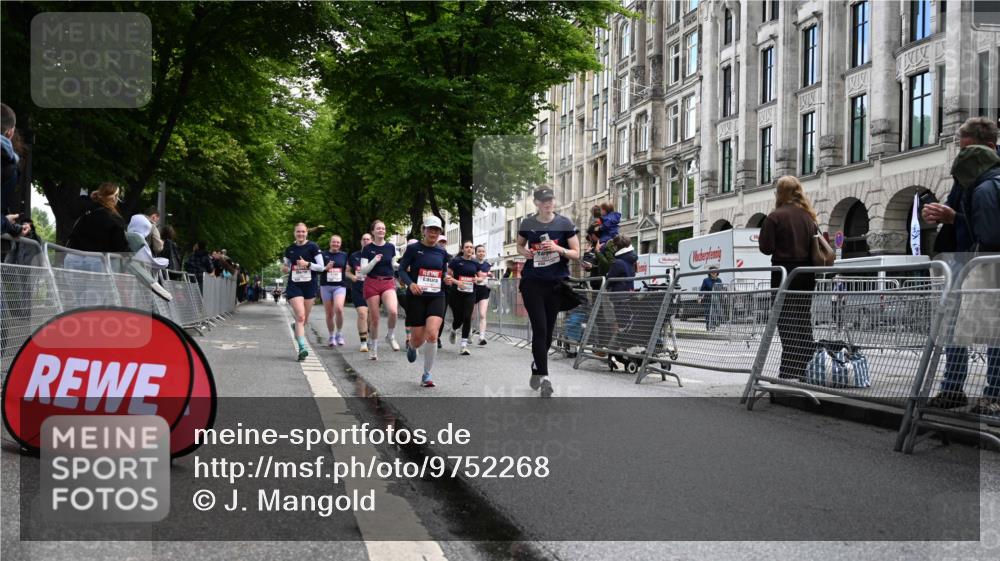 14.06.2026 - REWE Women's Run J. Mangold http://msf.ph/oto/9752268 14.06.2026 10:06:53 Ziel 10006, 10007, 10008, 10009, 10117, 10205, 10467, 10888, 10949, 11015, 11084, 11127, 11161, 11192 meine-sportfotos.de